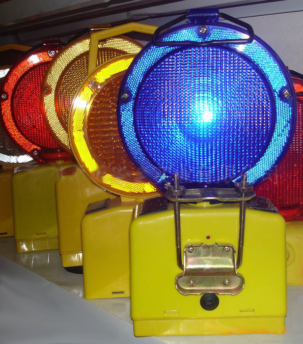 Light-Controlled Solar Led Barricade Light Led Roadblock Light Light-Controlled Solar Led Barricade Light Led Roadblock Light